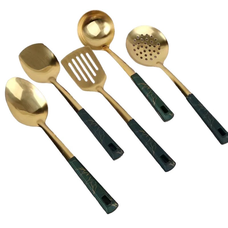 Kitchen tools and utensils